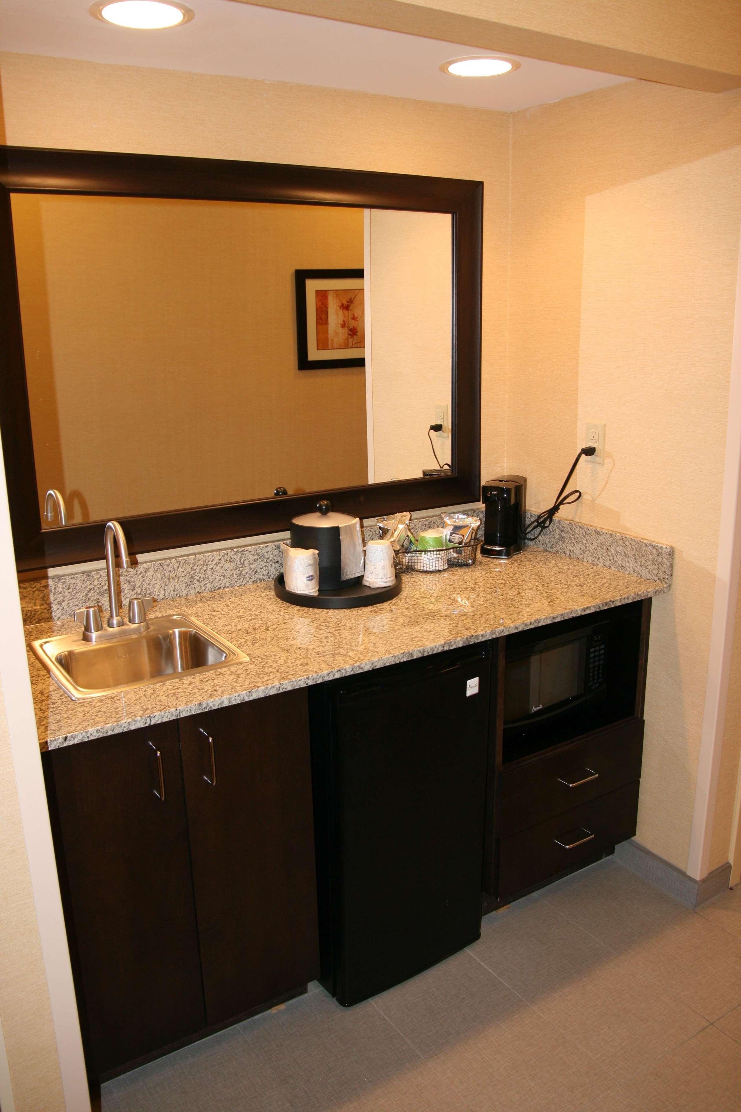 Hampton Inn Turnersville Блекууд Стая снимка